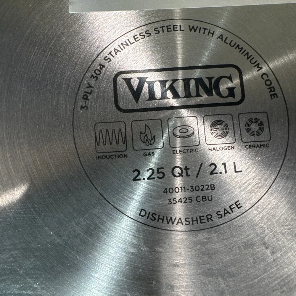 VIKING 3 Ply Stainless Steel Saucepan 2.25 Qt NEW Glass Lid Vent Inudction